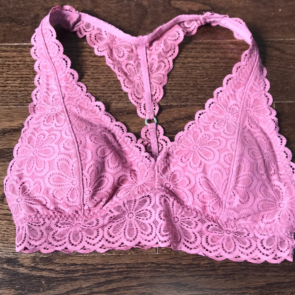 Hollister bralette with removable pads